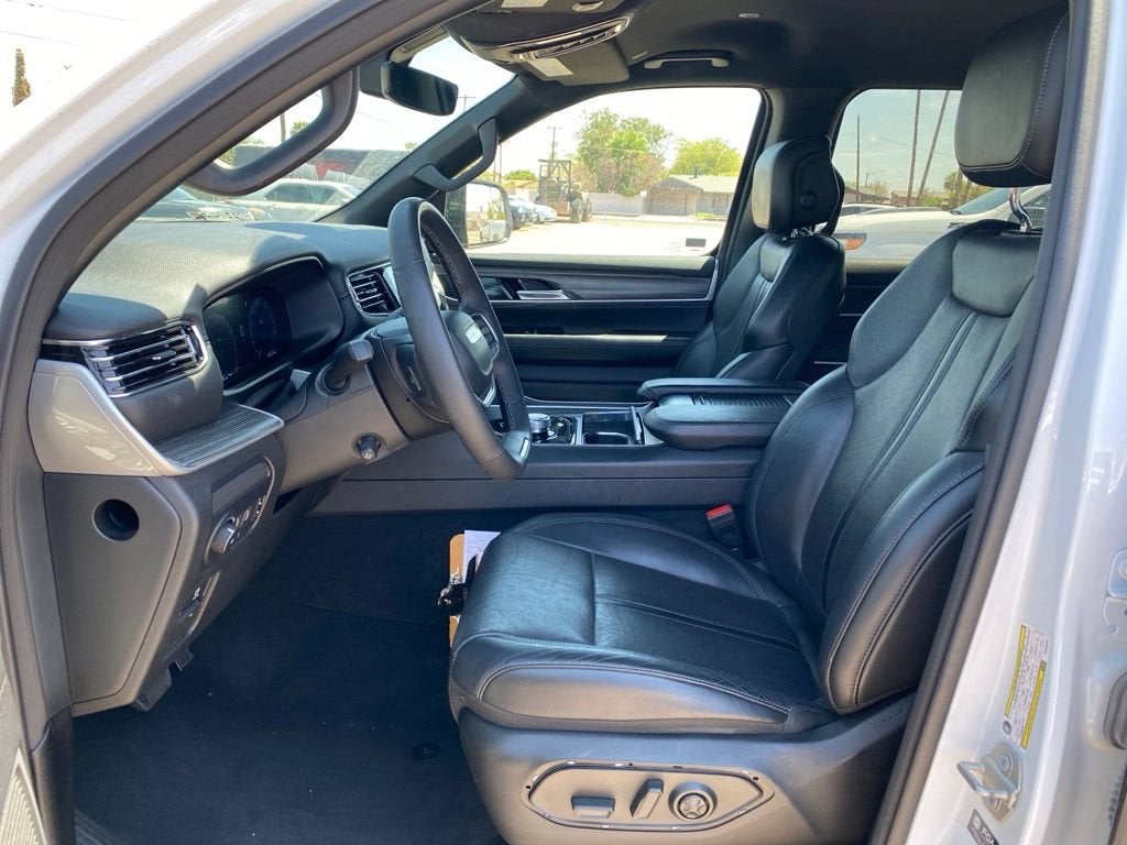 2024 Jeep Wagoneer Series II