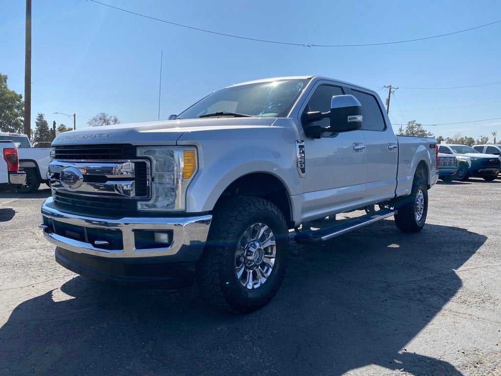 2017 Ford Super Duty F-250 SRW Lariat