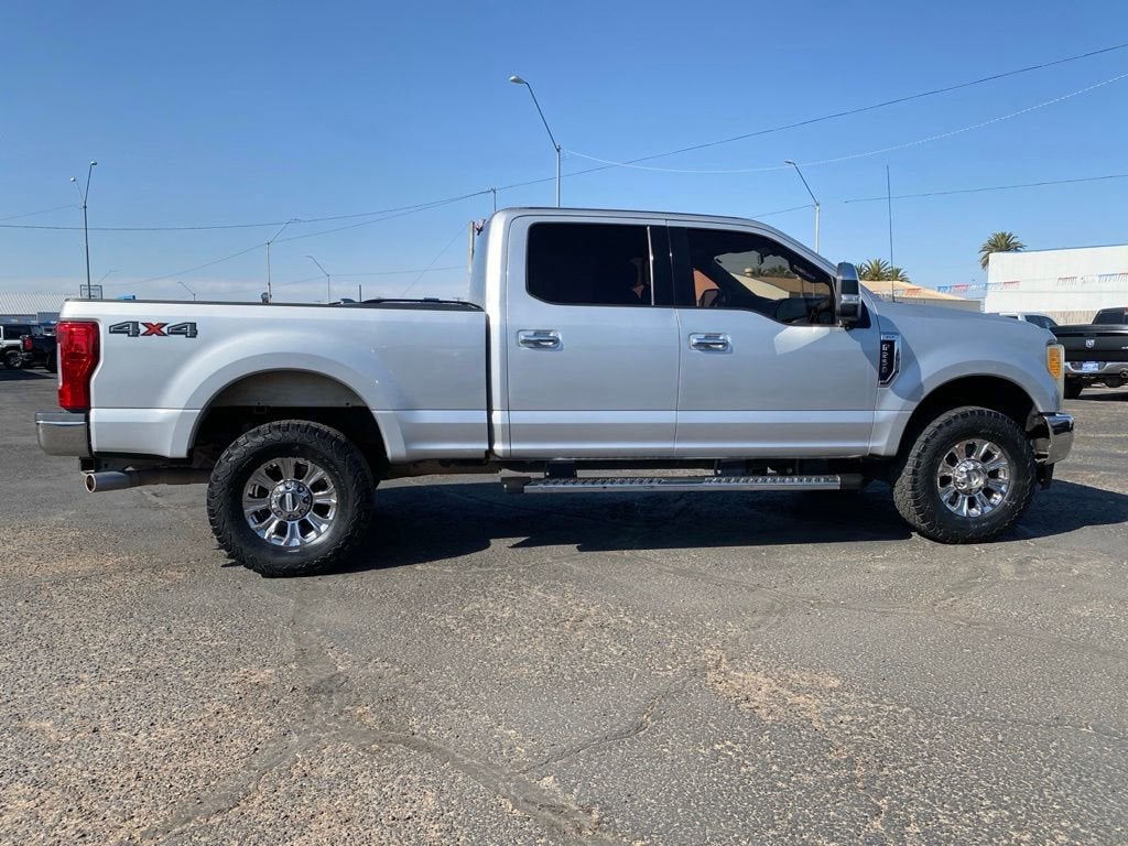 2017 Ford Super Duty F-250 SRW Lariat
