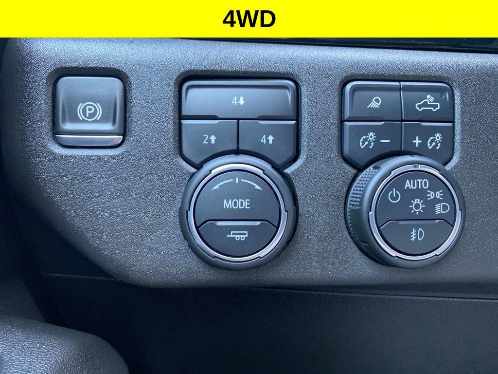 2025 Chevrolet Silverado 3500 HD LT DRW