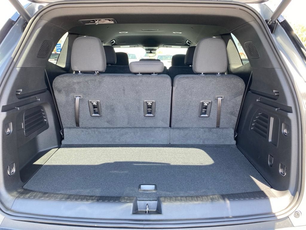 2026 GMC Acadia Elevation - Photo 25