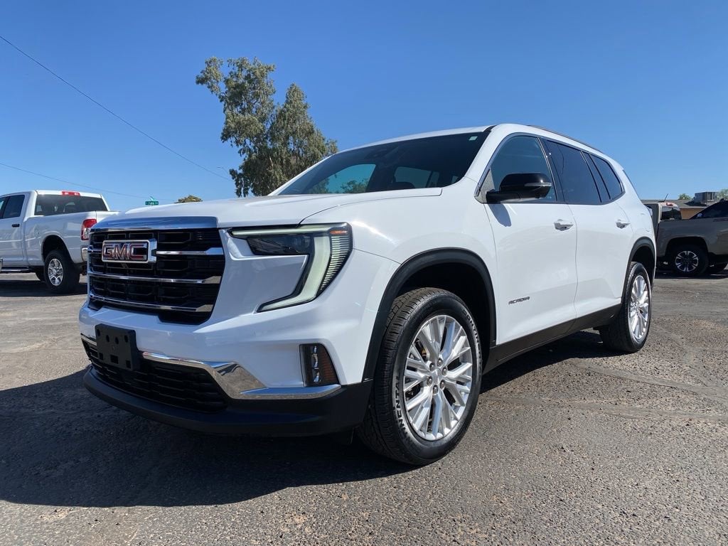 2024 GMC Acadia Elevation