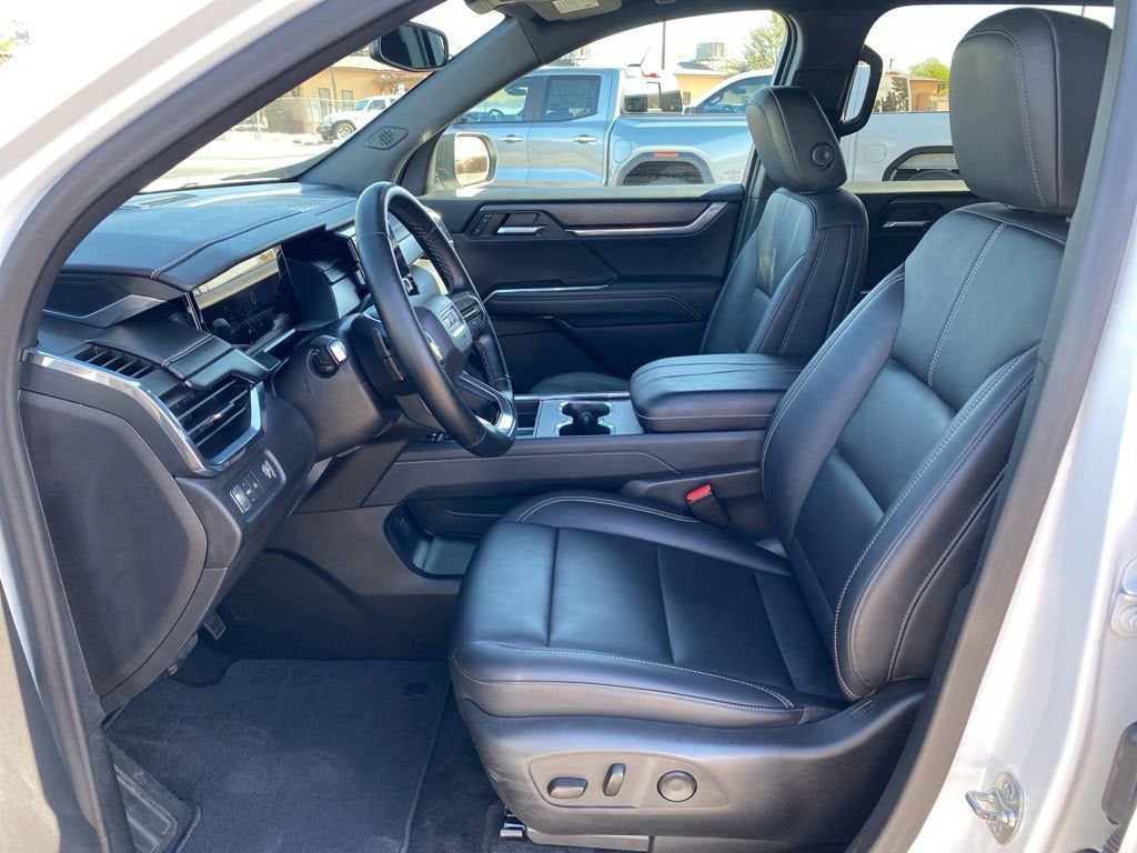 2024 GMC Acadia Elevation