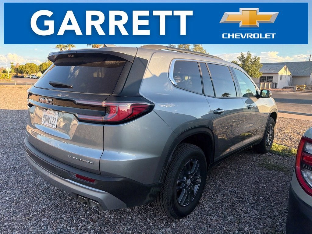2026 GMC Acadia Elevation