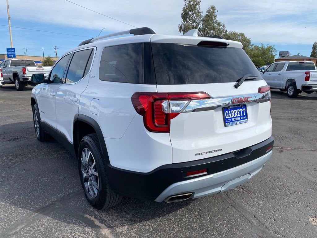 2023 GMC Acadia SLT