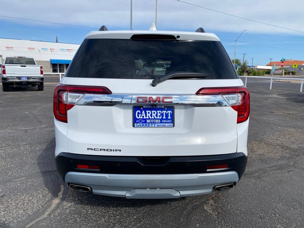 2023 GMC Acadia SLT