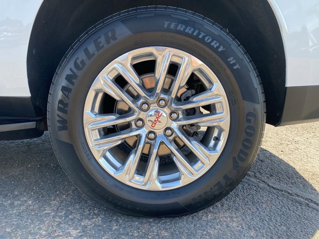 2023 GMC Yukon XL SLT
