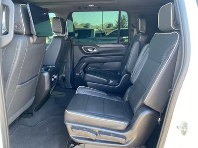 2023 GMC Yukon XL SLT