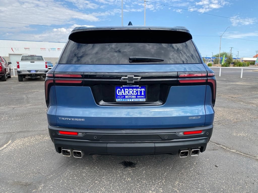 2024 Chevrolet Traverse LS