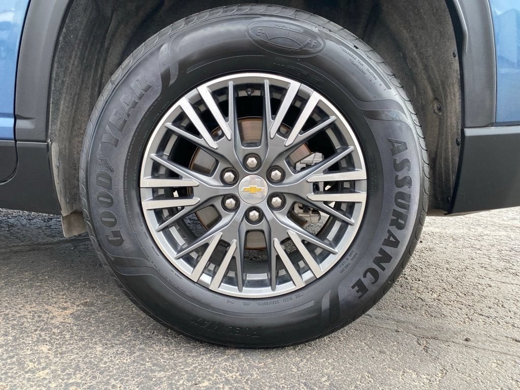 2024 Chevrolet Traverse LS