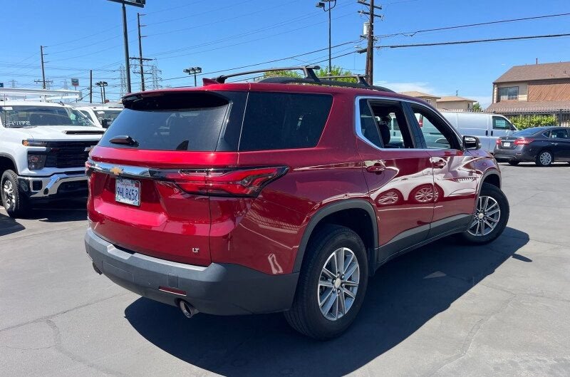 2023 Chevrolet Traverse LT Cloth