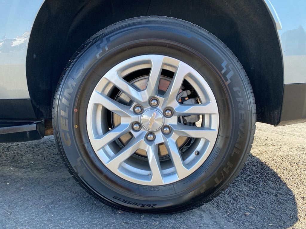 2024 Chevrolet Suburban LT