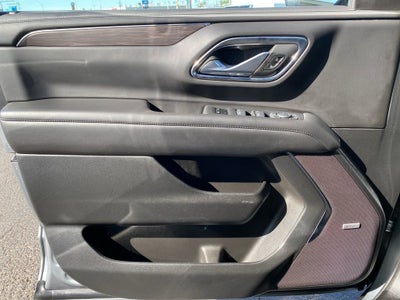 2024 Chevrolet Suburban LT