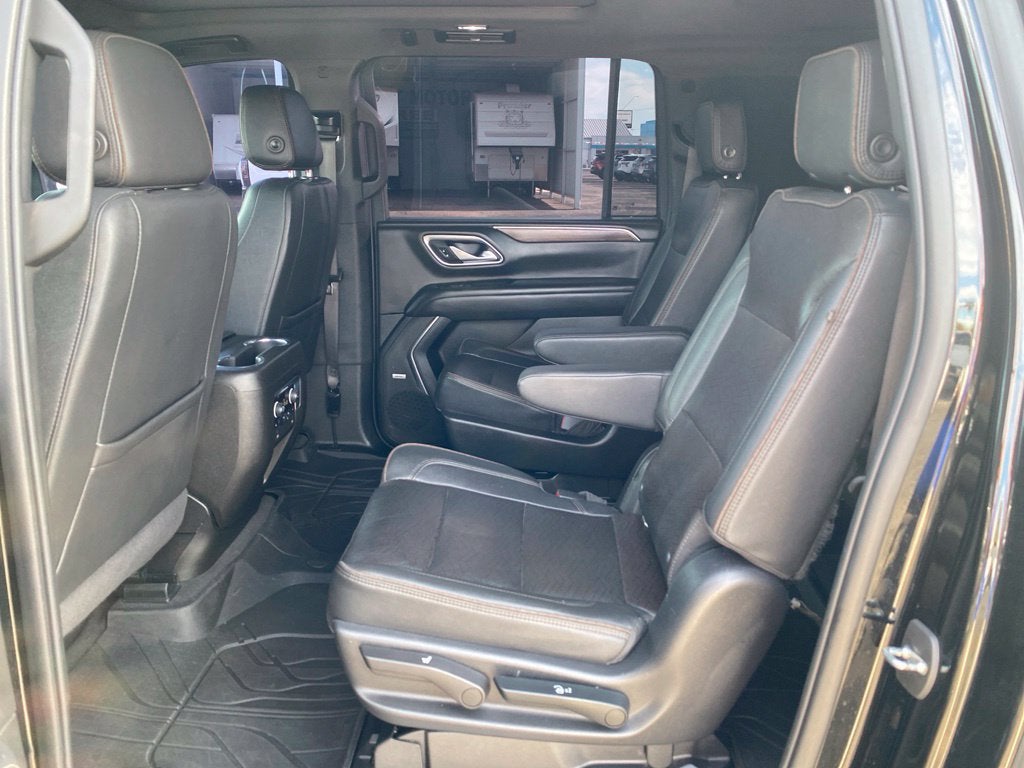 2022 Chevrolet Suburban High Country