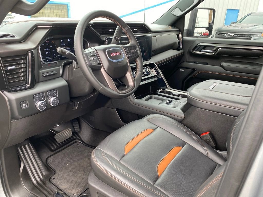 2025 GMC Sierra 2500 HD AT4