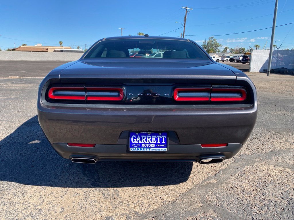 2017 Dodge Challenger SXT