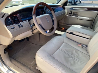 2008 Lincoln Town Car Limited