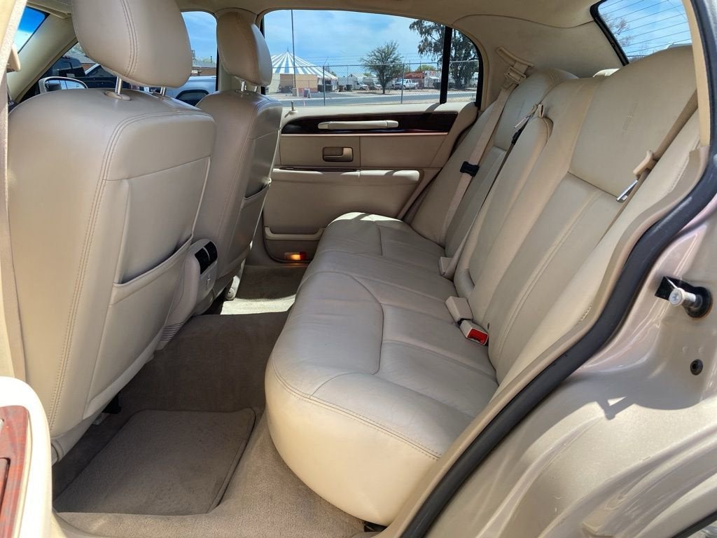 2008 Lincoln Town Car Limited