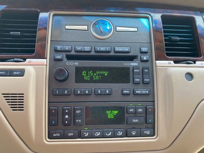2008 Lincoln Town Car Limited