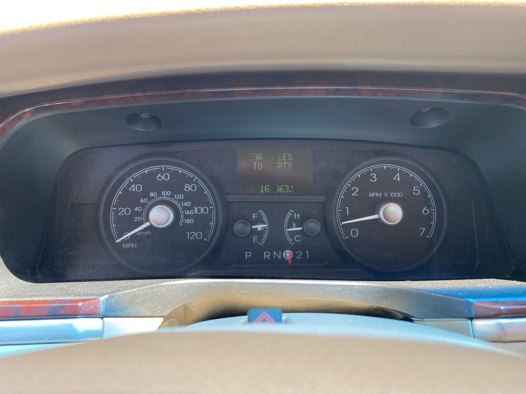 2008 Lincoln Town Car Limited