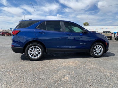 2023 Chevrolet Equinox LS