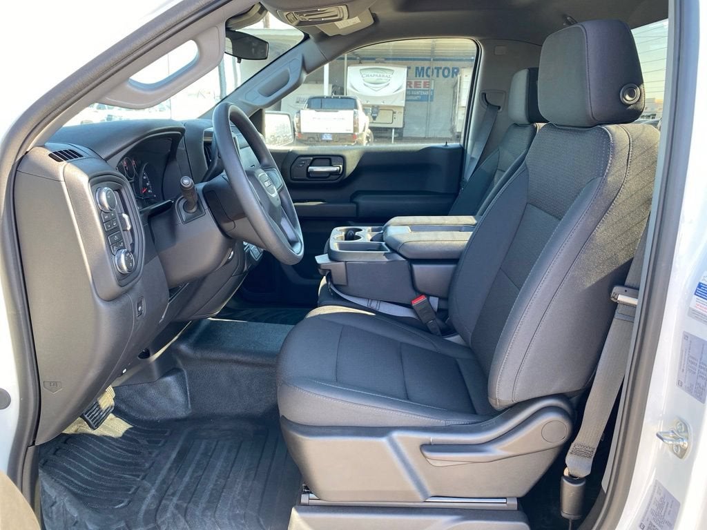 2026 GMC Sierra 1500 Pro - Photo 18