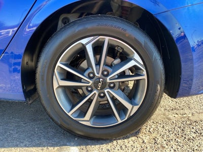 2023 Kia Forte LXS