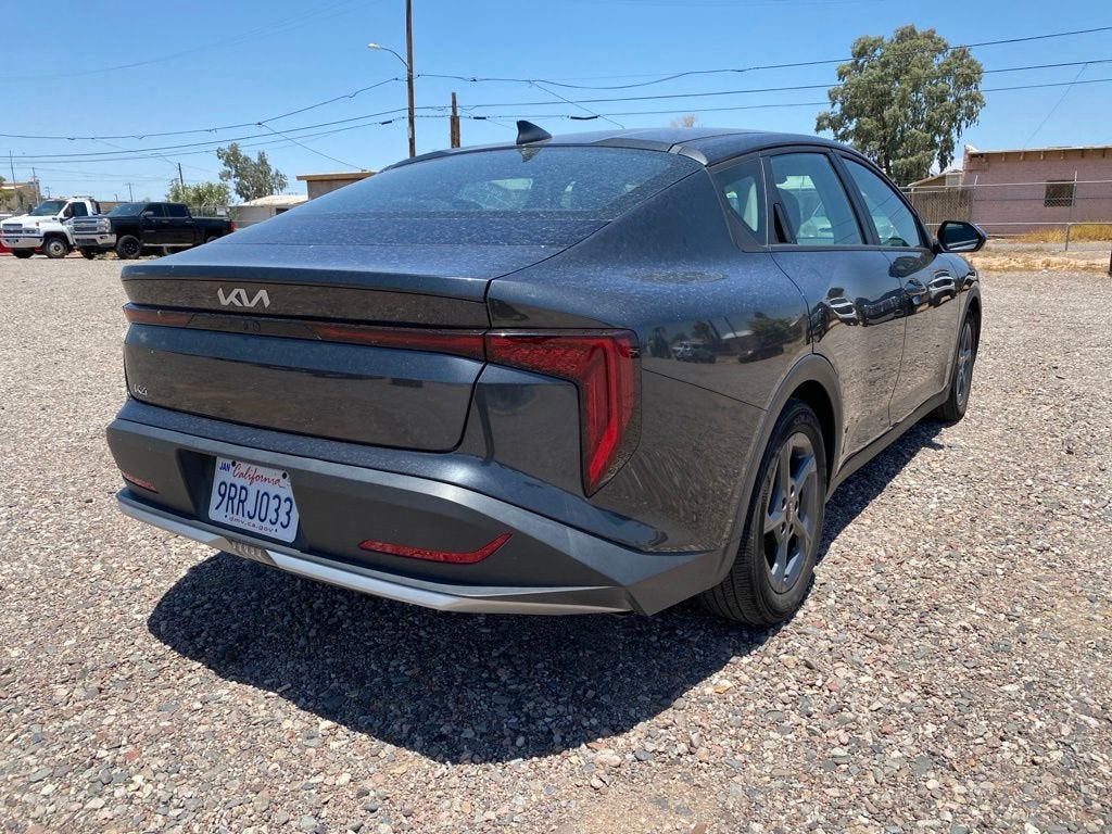 2025 Kia K4 LXS
