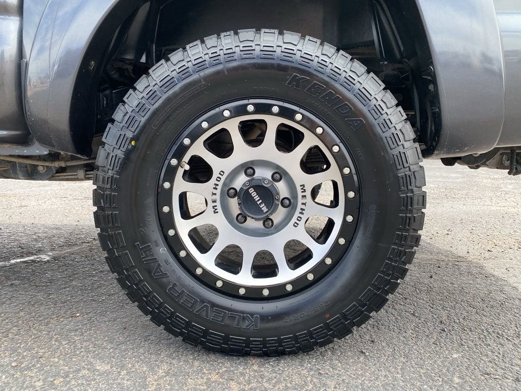 2015 Toyota Tacoma Base