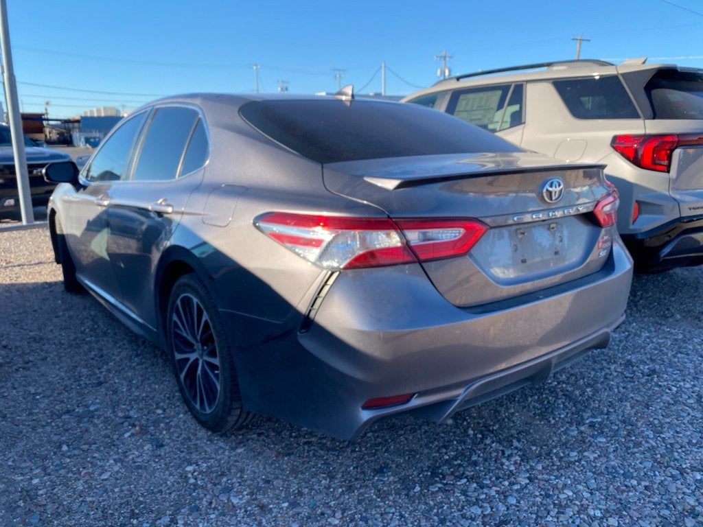 2020 Toyota Camry SE