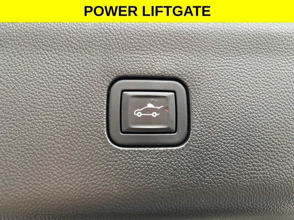 2020 Buick Enclave Essence