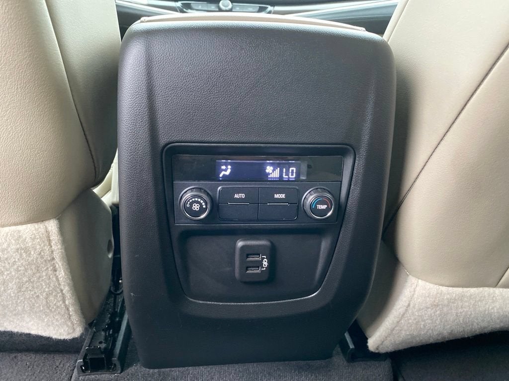 2020 Buick Enclave Essence