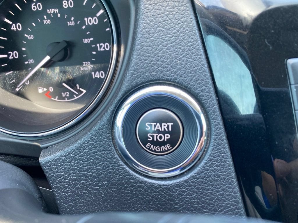 2017 Nissan Rogue SV