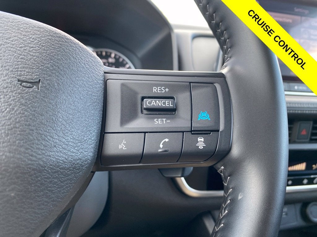 2025 Nissan Rogue SV - Photo 12