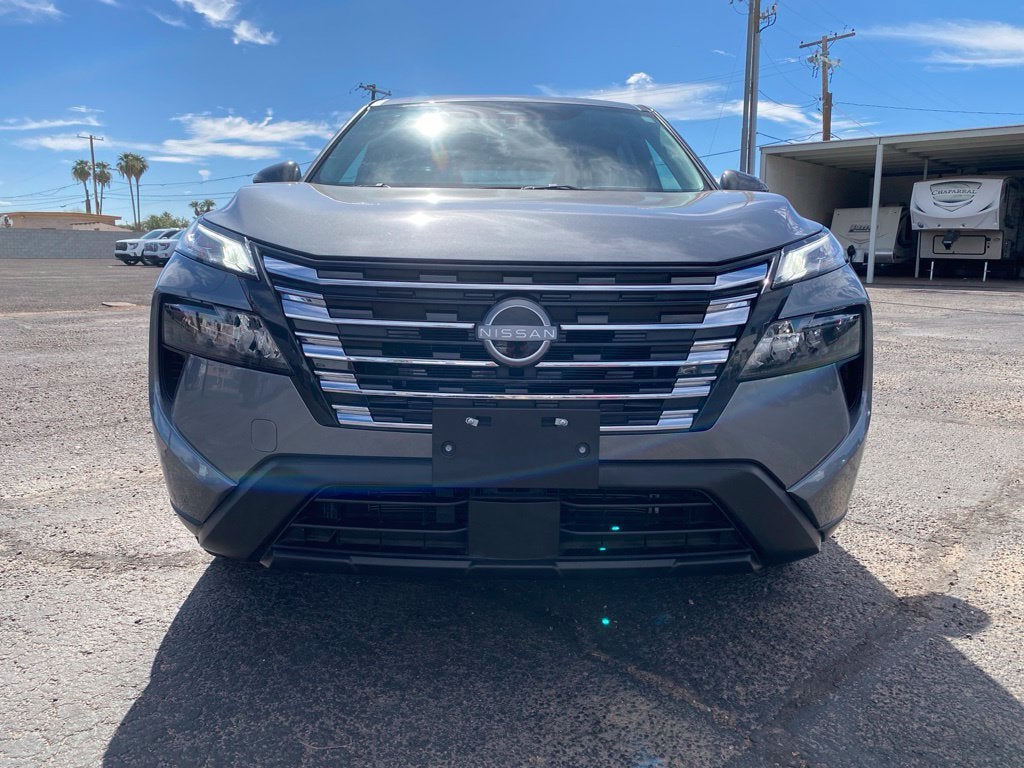 2025 Nissan Rogue SV - Photo 18