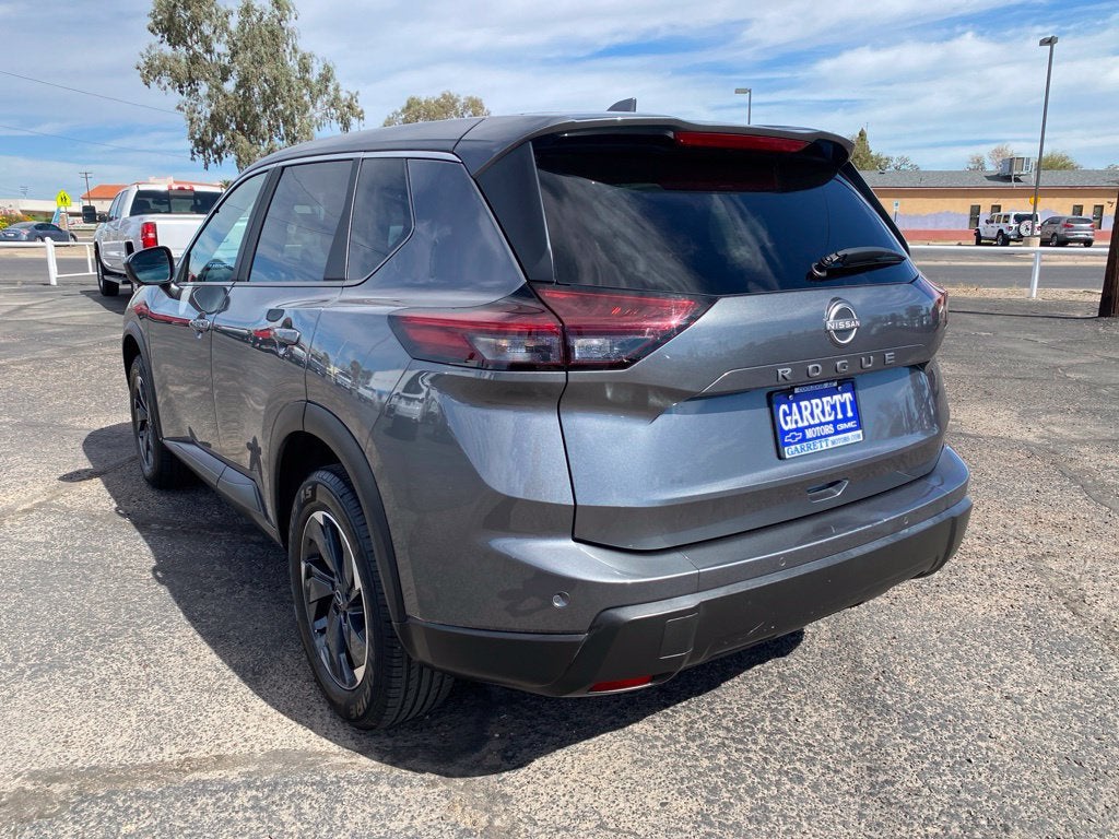 2025 Nissan Rogue SV - Photo 19