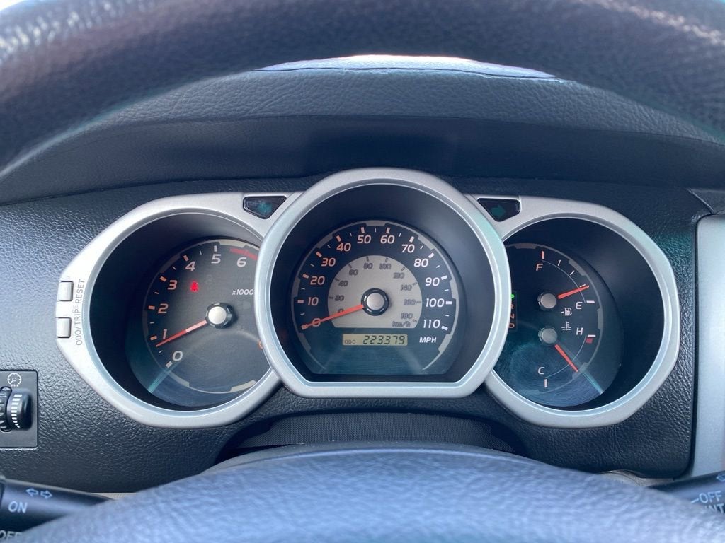 2004 Toyota 4Runner SR5